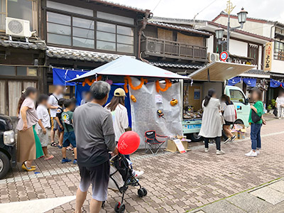 大石葬儀社出店の様子